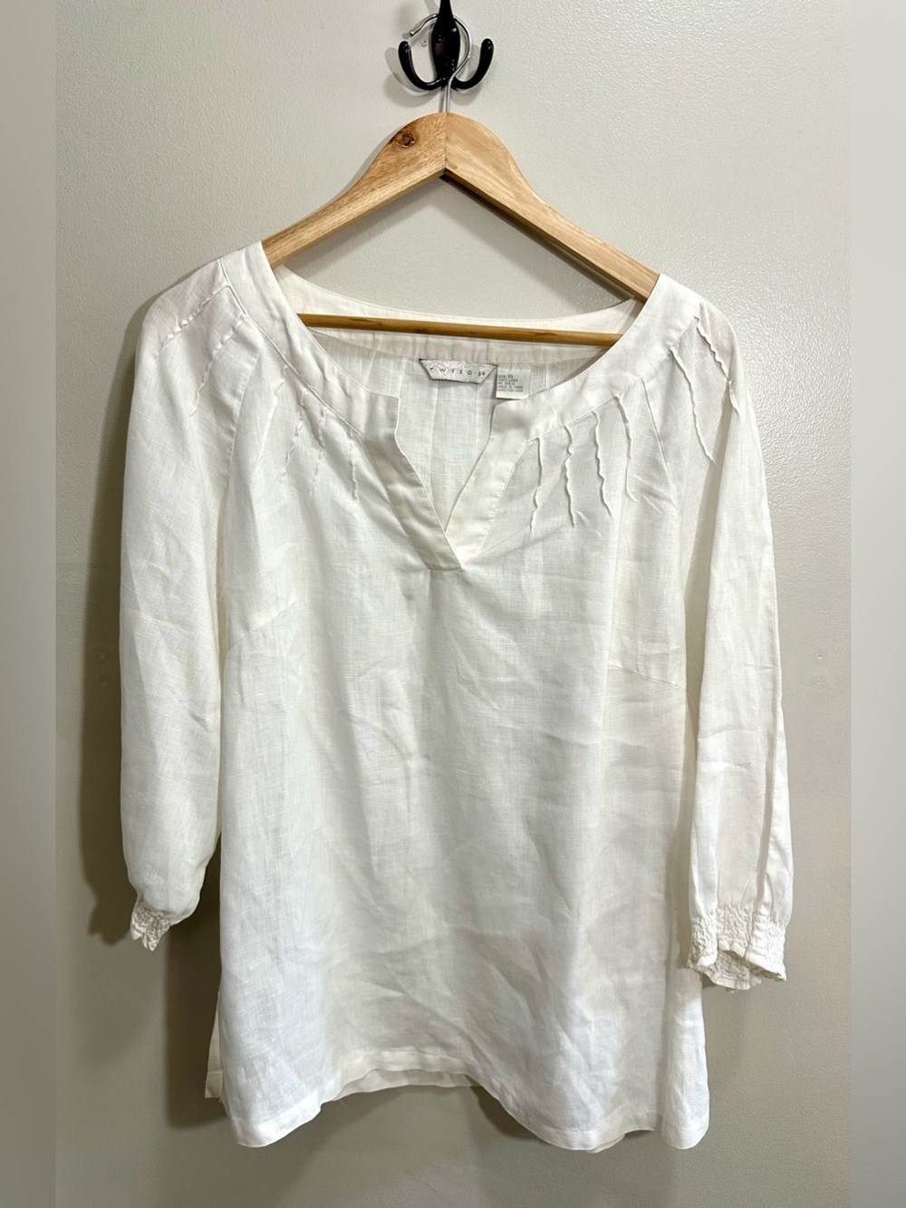 Tweeds Women White Linen 1/4 Sleeve Pleated VNeck Top Size XL
